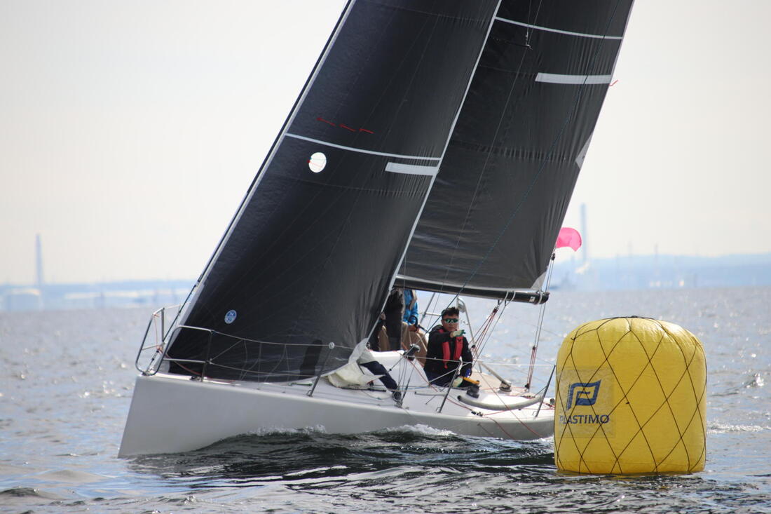 チームホッタテ 三浦外洋セーリングクラブ